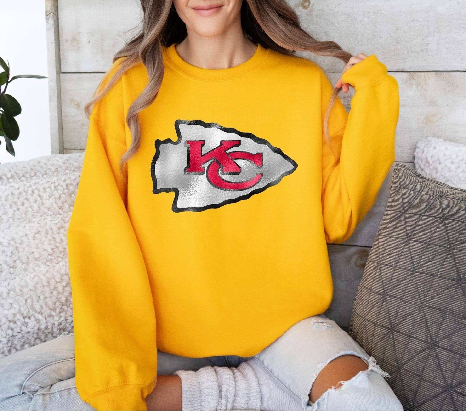 Chiefs Arrowhead Foil Crewneck - Primrose Signature Boutique