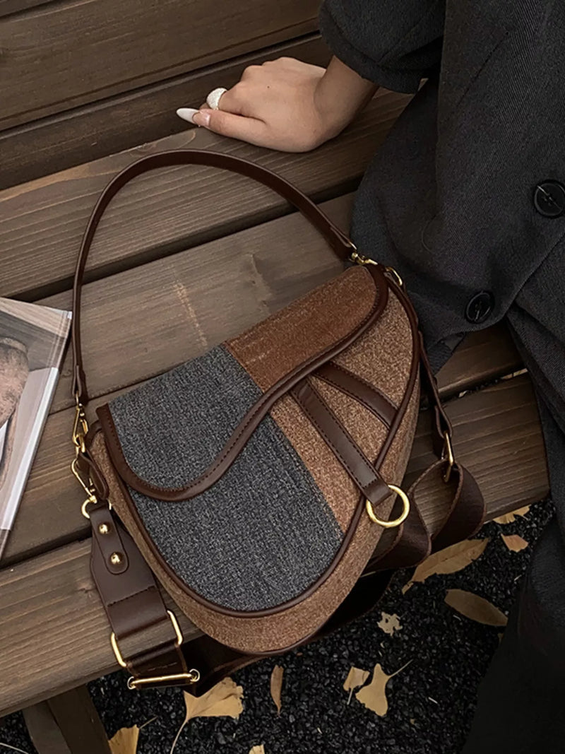 Adjustable Strap Crossbody Bag-zoom-