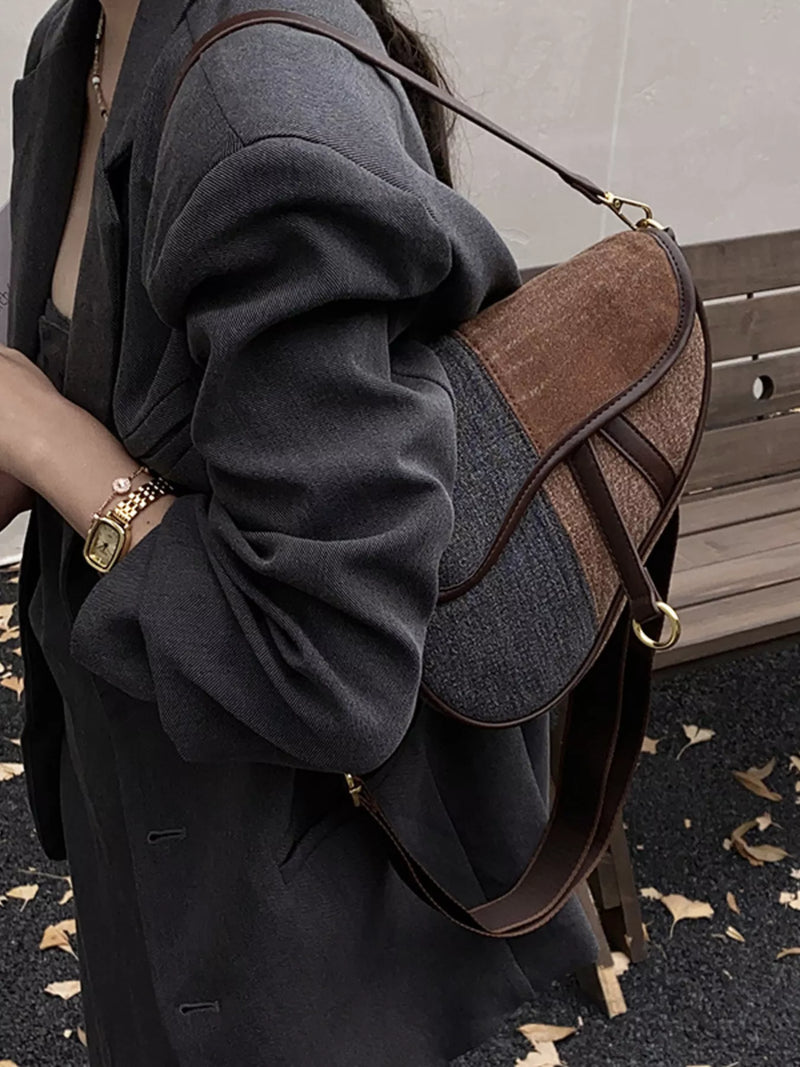 Adjustable Strap Crossbody Bag-zoom-