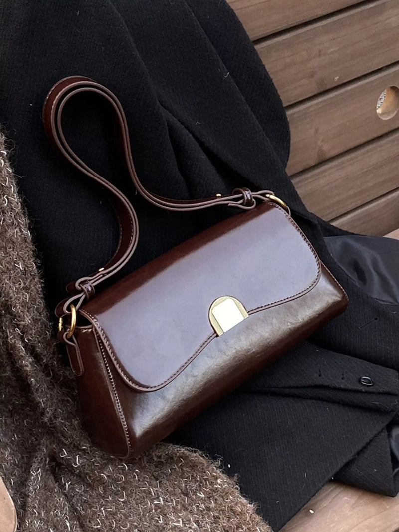 Golden Clasp Shoulder Bag-zoom-