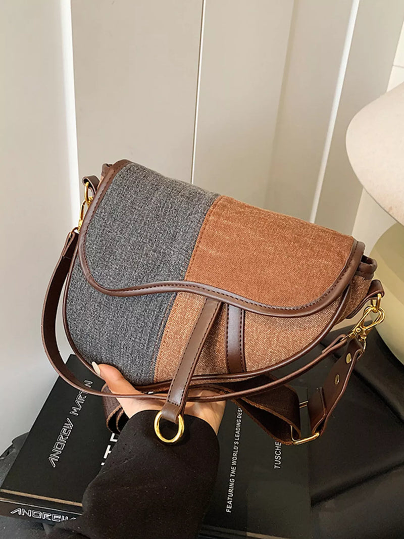 Adjustable Strap Crossbody Bag-zoom-