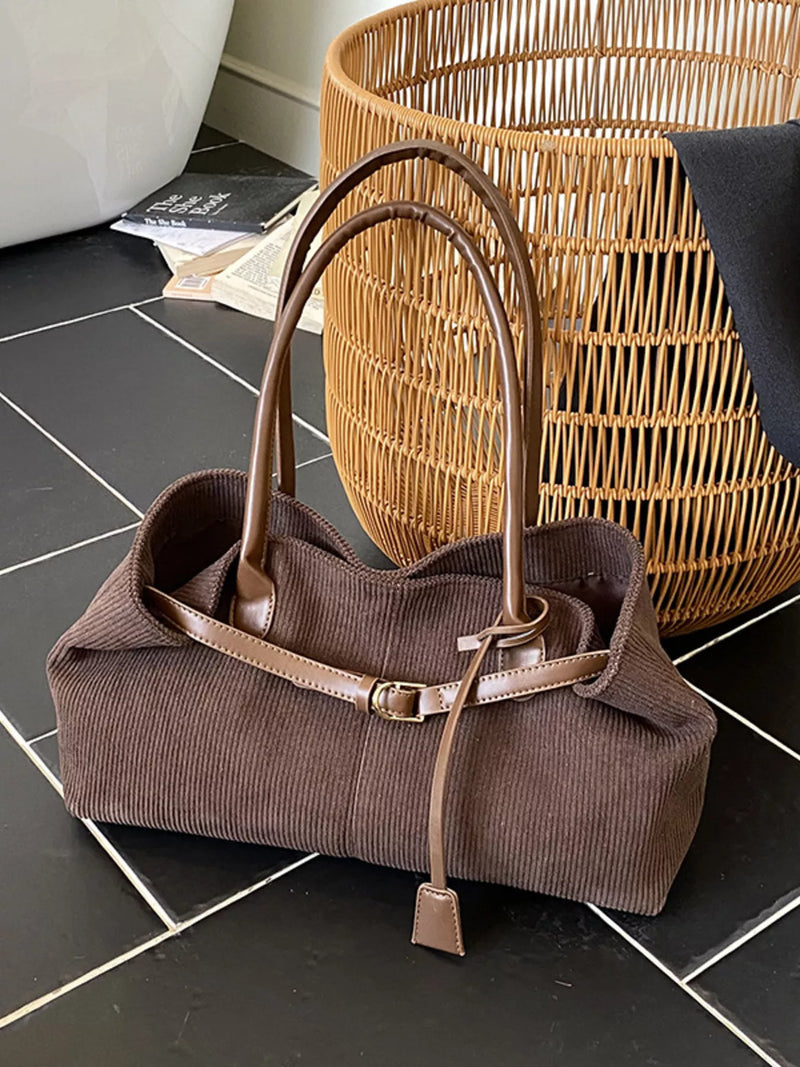 Buckle Decor Shoulder Bag-zoom-