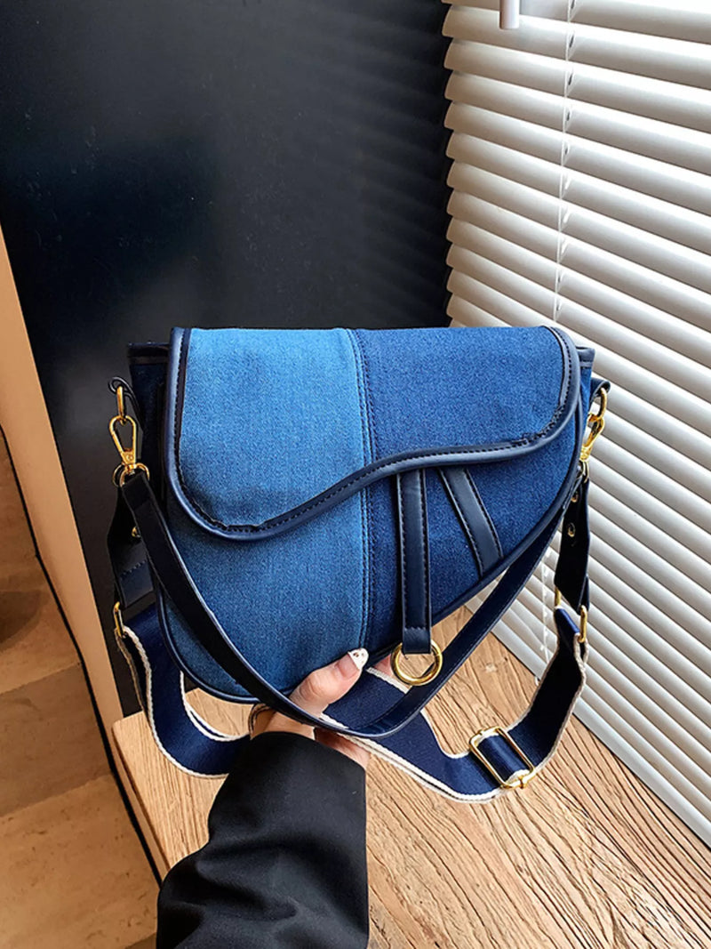 Adjustable Strap Crossbody Bag-zoom-