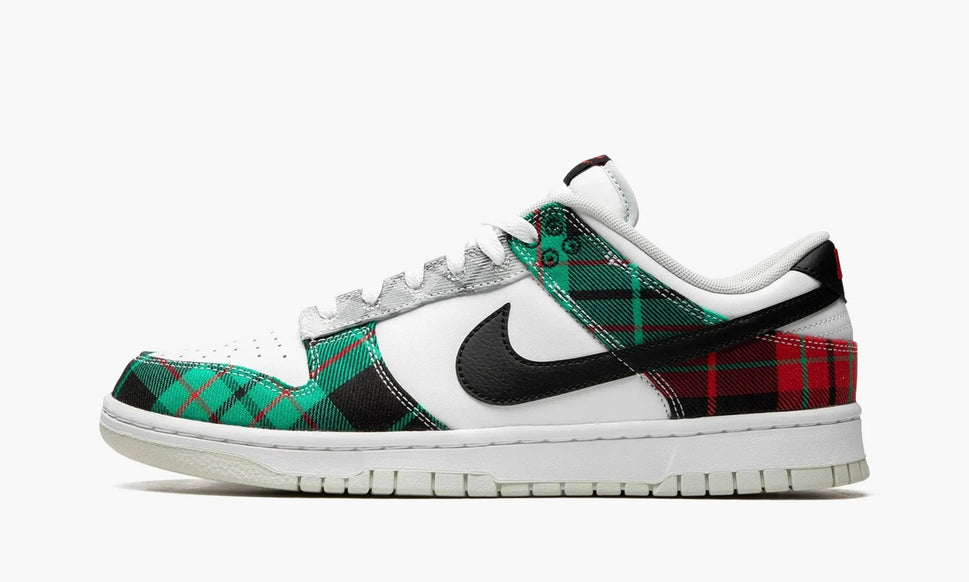 Dunk Low 'Tartan Plaid' White Black Red Grey