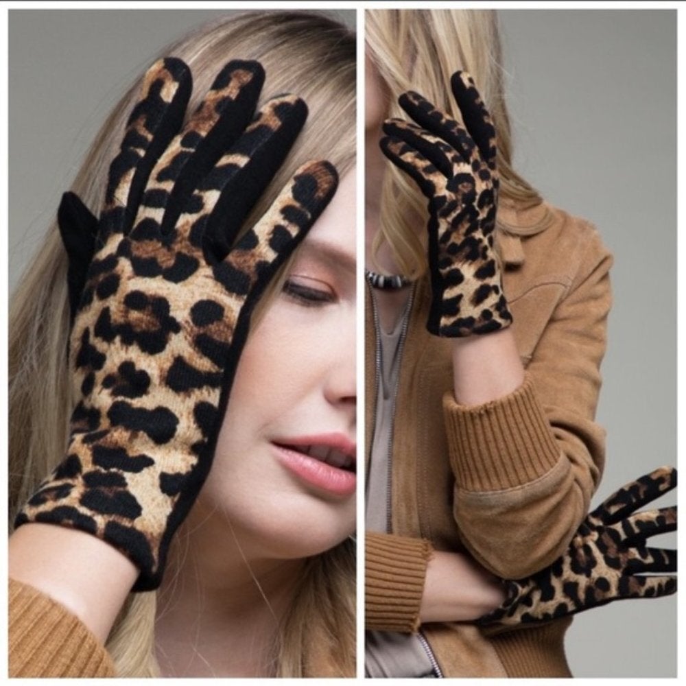 Leopard Gloves