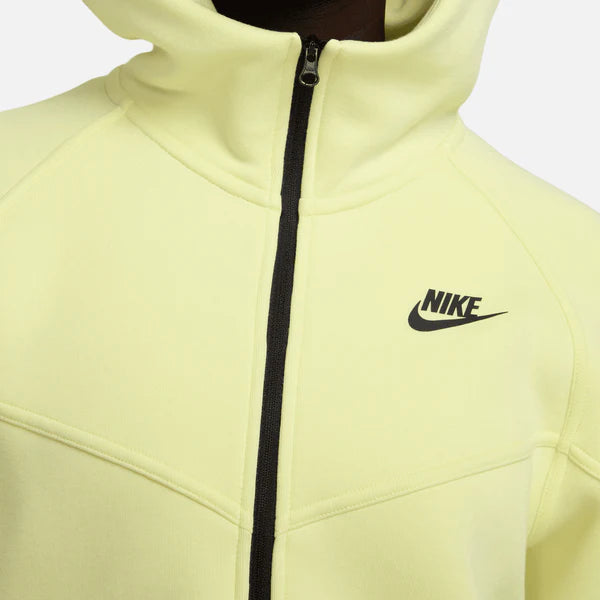 Nike Sportswear Tech Fleece Windrunner Women's Green Full-Zip Hoodie-zoom-3