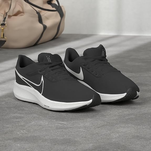 Nike Men's Pegasus 40 Running Shoes