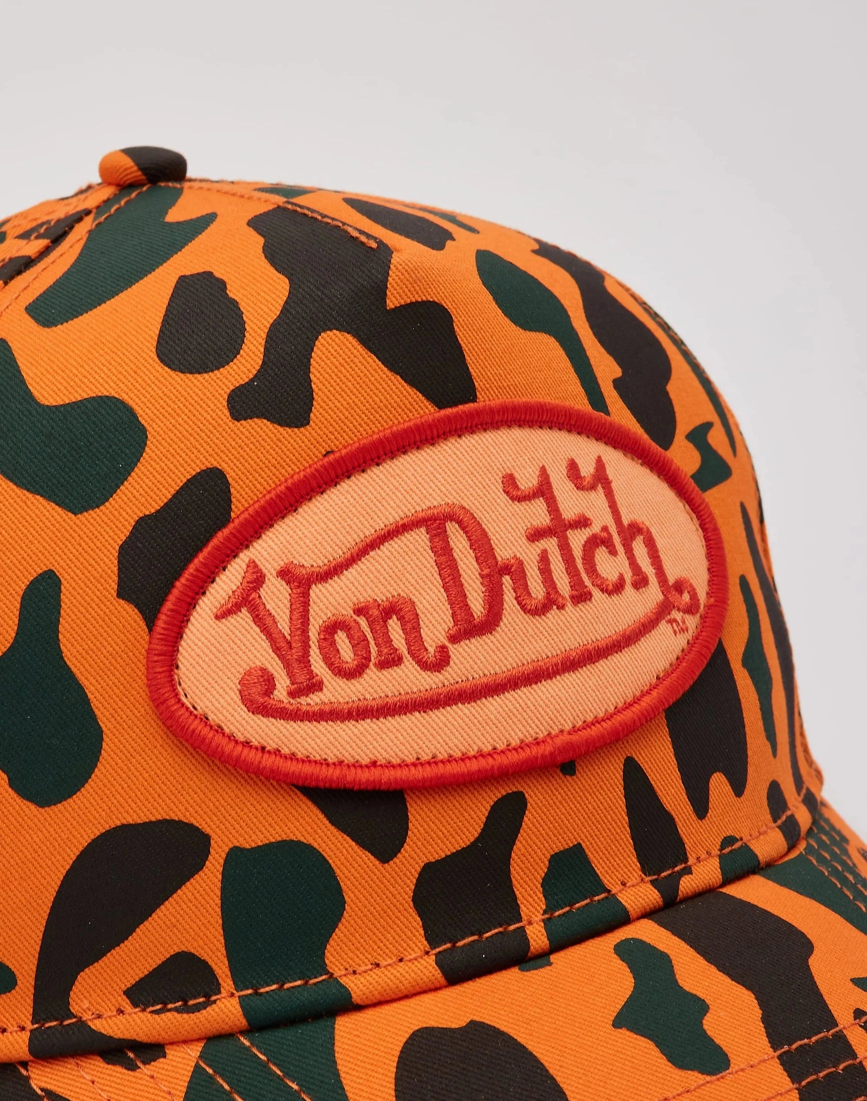 Von Dutch Unisex Trucker Hat Curved Bill Mesh Back Retro Classic Adjustable Snapback Baseball Cap for Men and Women