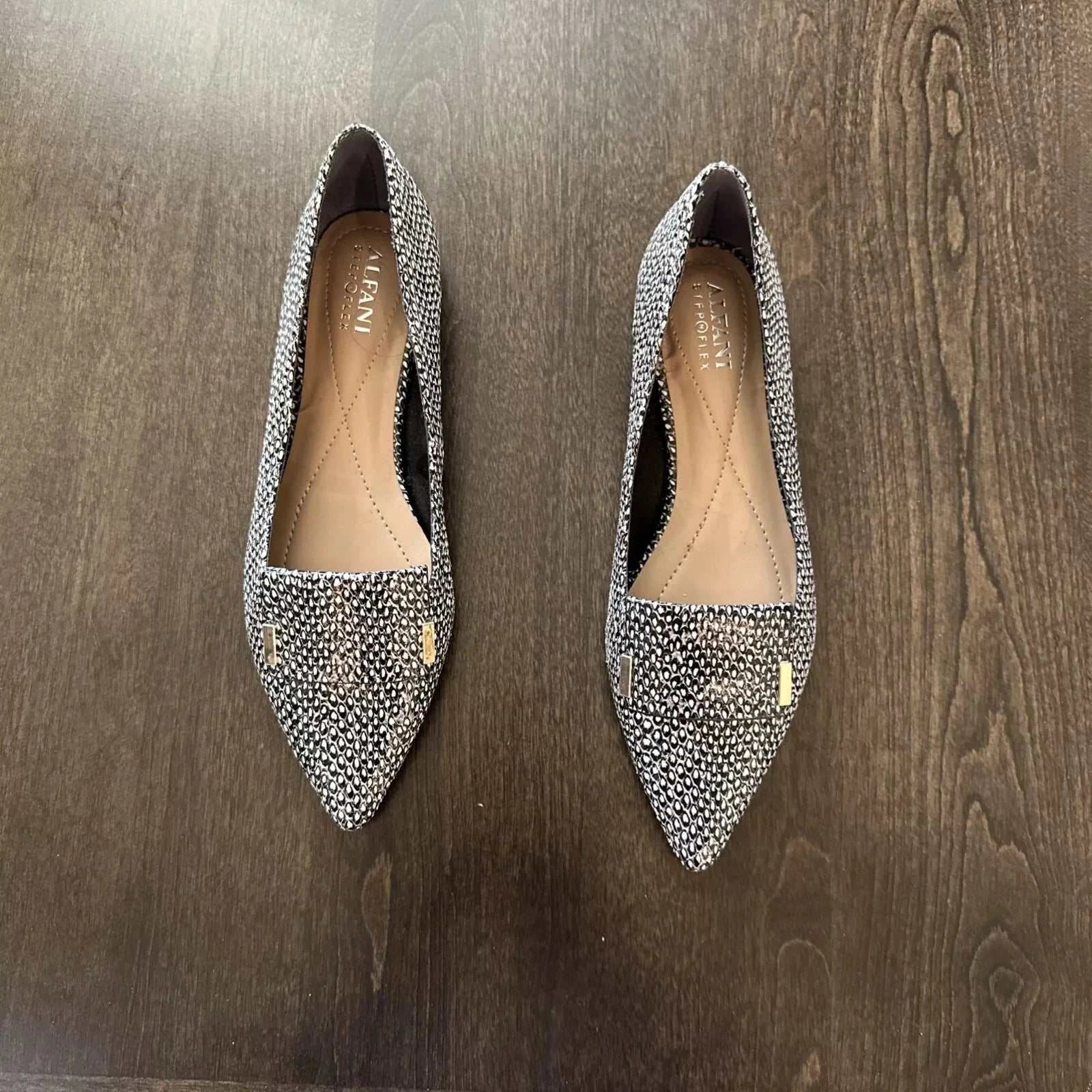 Alani Step Flex N Black and White - Primrose Signature Boutique