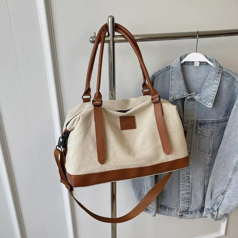 Contrast Travel Bag-zoom-