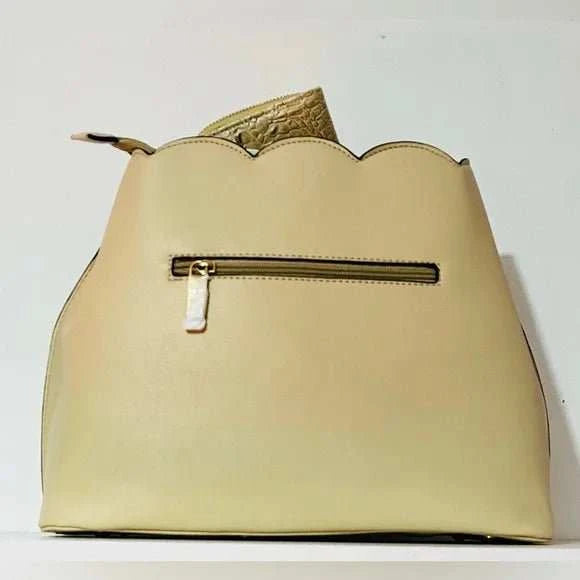 Beiges Handtaschen-Set aus veganem Leder mit Tragegriff