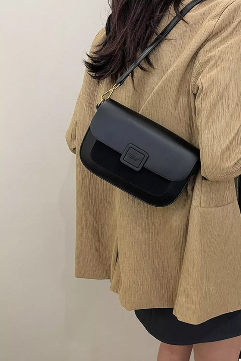 Flap Closure Shoulder Bag-zoom-