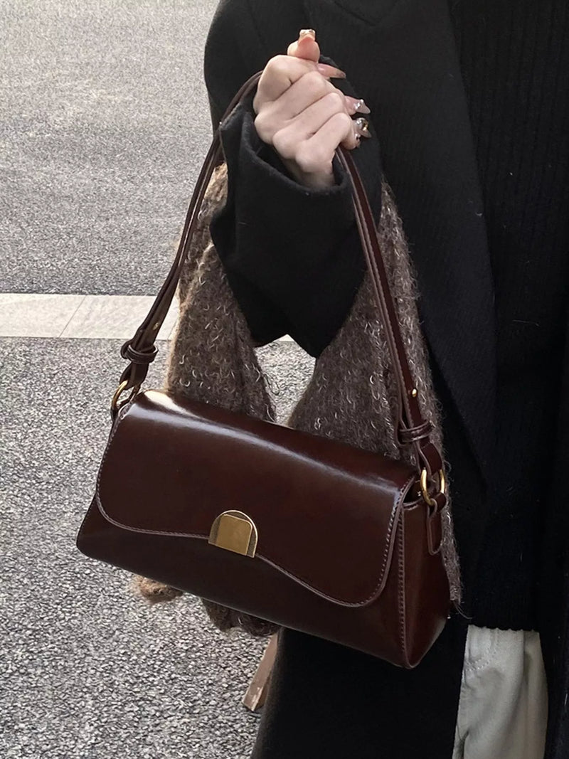 Golden Clasp Shoulder Bag-zoom-