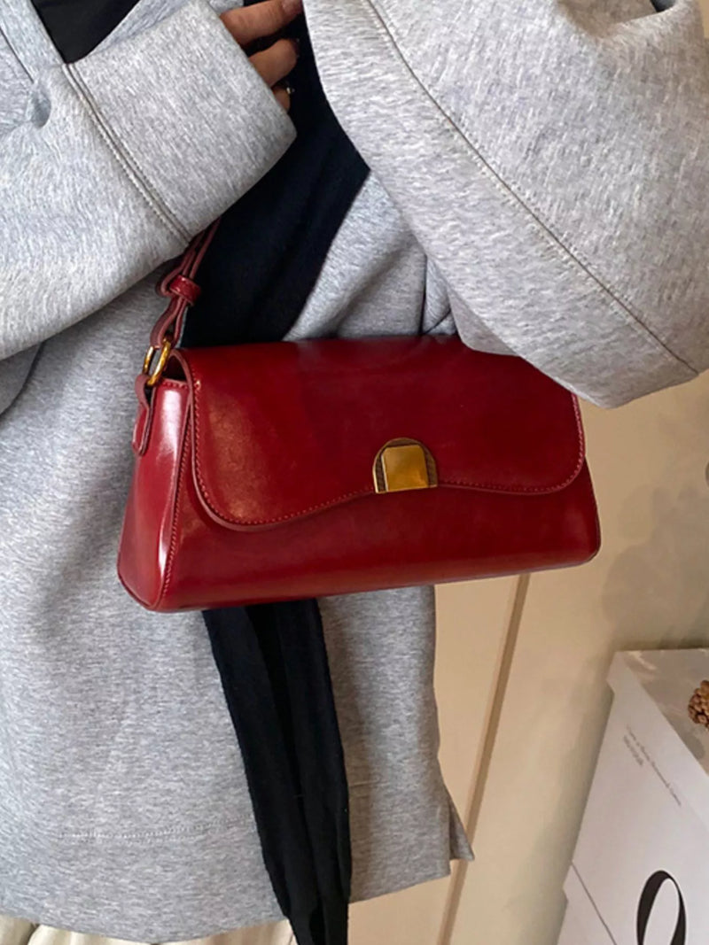 Golden Clasp Shoulder Bag-zoom-