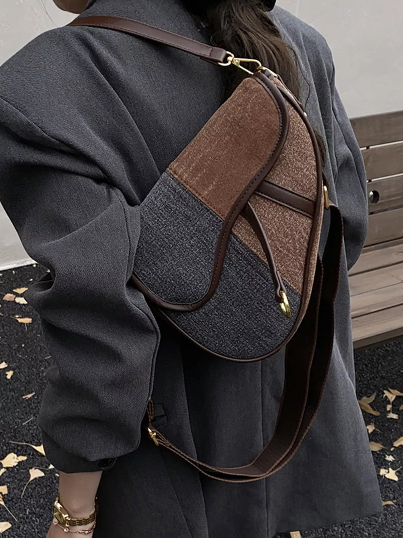 Adjustable Strap Crossbody Bag-zoom-