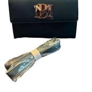 Dunkelgrüne Umhängetasche aus veganem Leder-zoom-