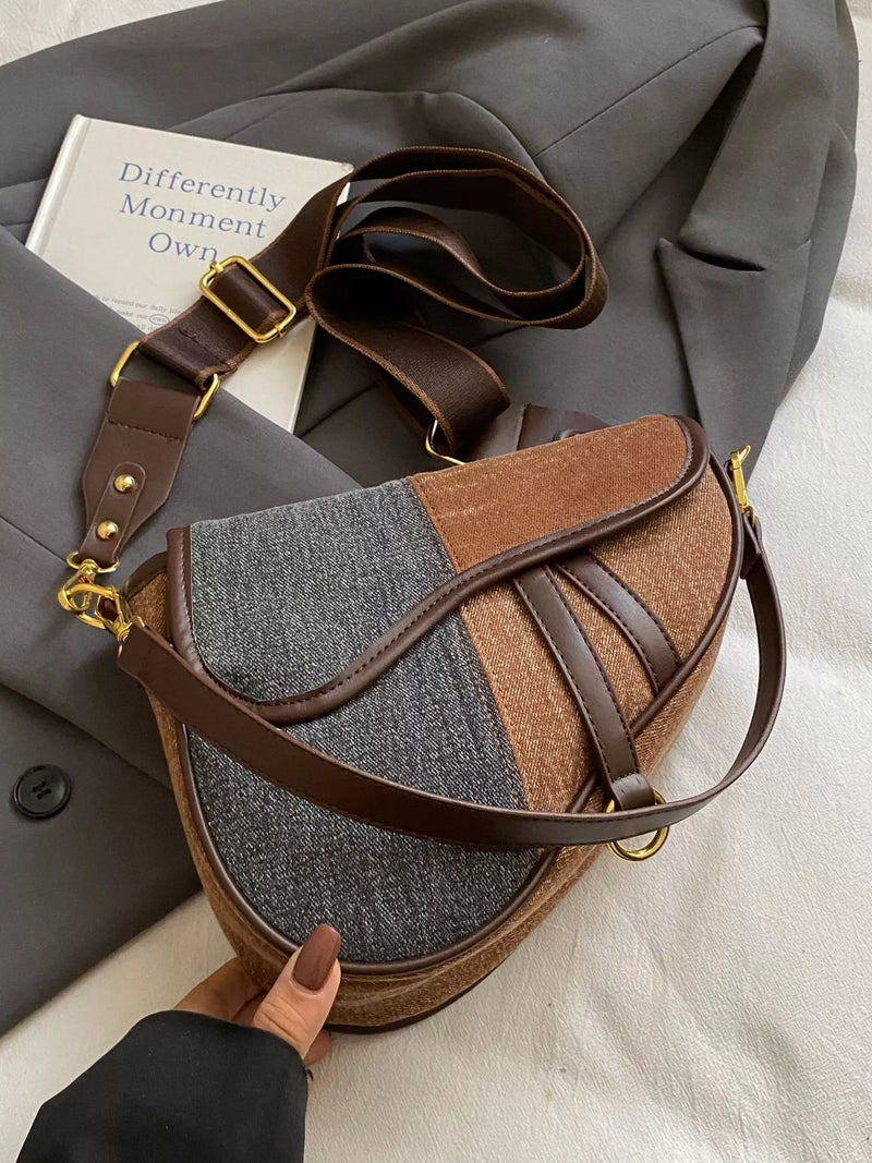 Adjustable Strap Crossbody Bag-zoom-