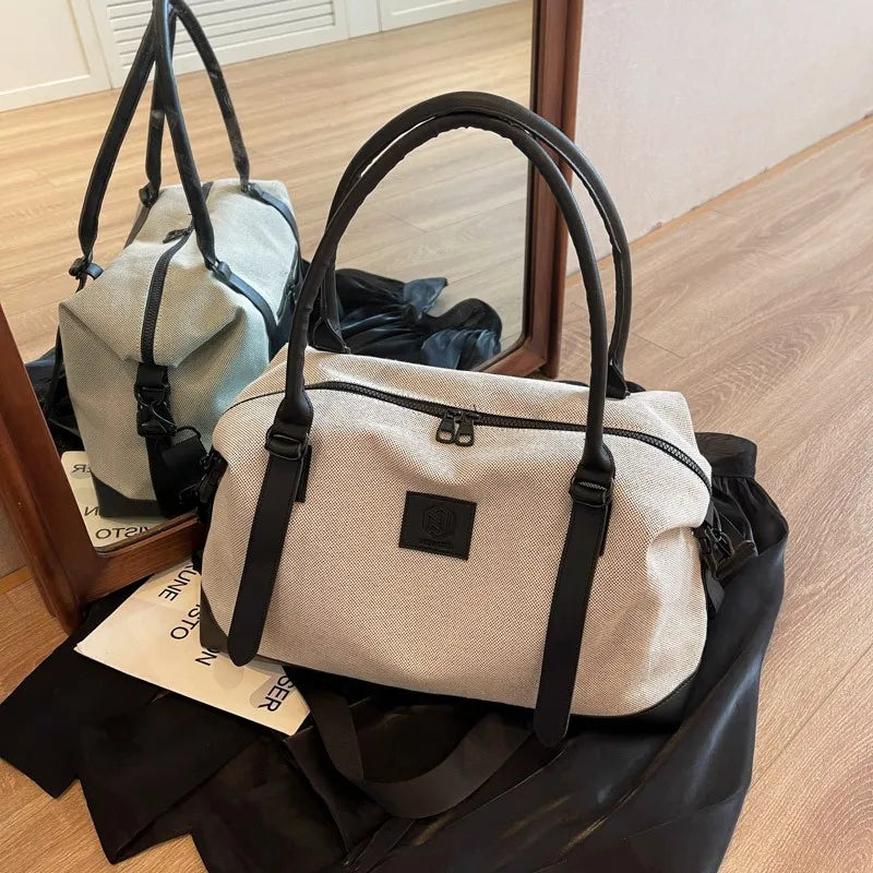 Contrast Travel Bag-zoom-