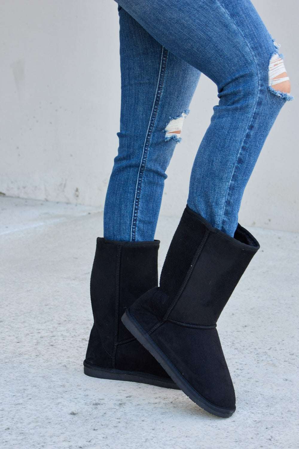 Forever Link Thermal Lined Flat Boots - Primrose Signature Boutique
