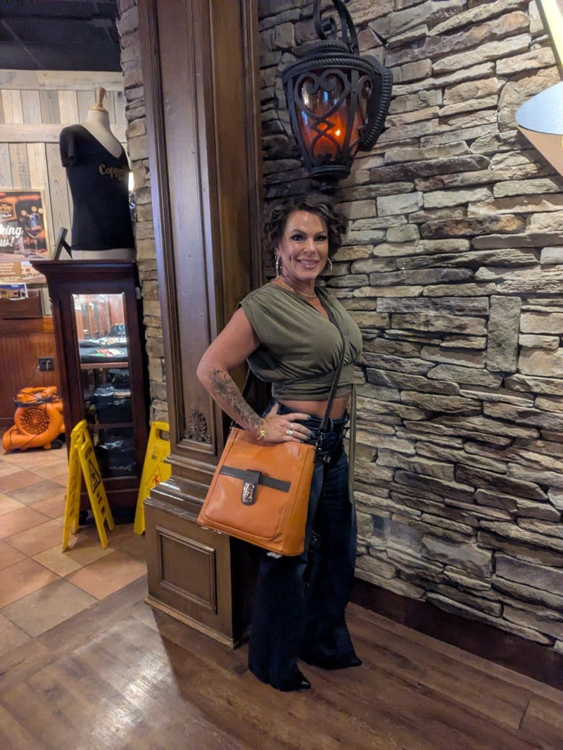 Primrose Vegan Leather "The Bailee: Tote Handbag-zoom-