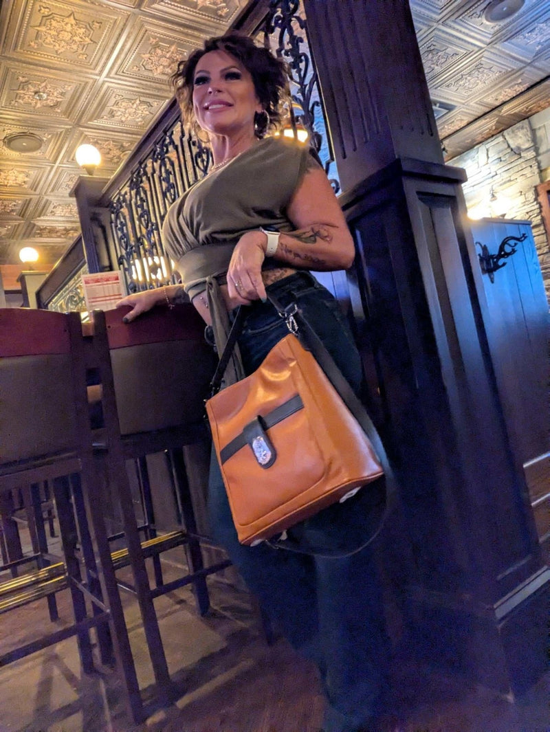 Primrose Vegan Leather "The Bailee: Tote Handbag-zoom-