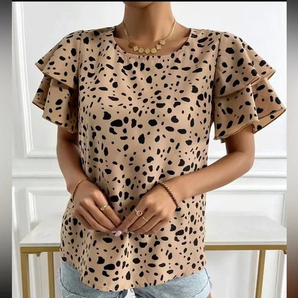 Leopard Lightweight Ruffle Sleeve Blouse