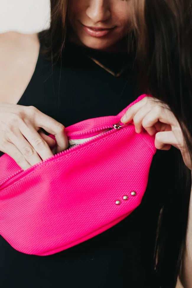 The Fast and Free Athletic Bum Bag-zoom-