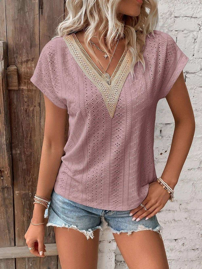 Top mit V-Ausschnitt, Spitzenrand und Lochmuster-zoom-