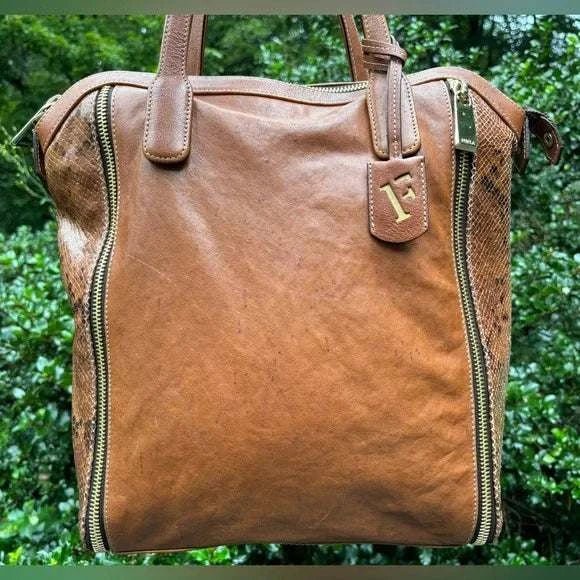 Vintage shoulder bag-zoom-