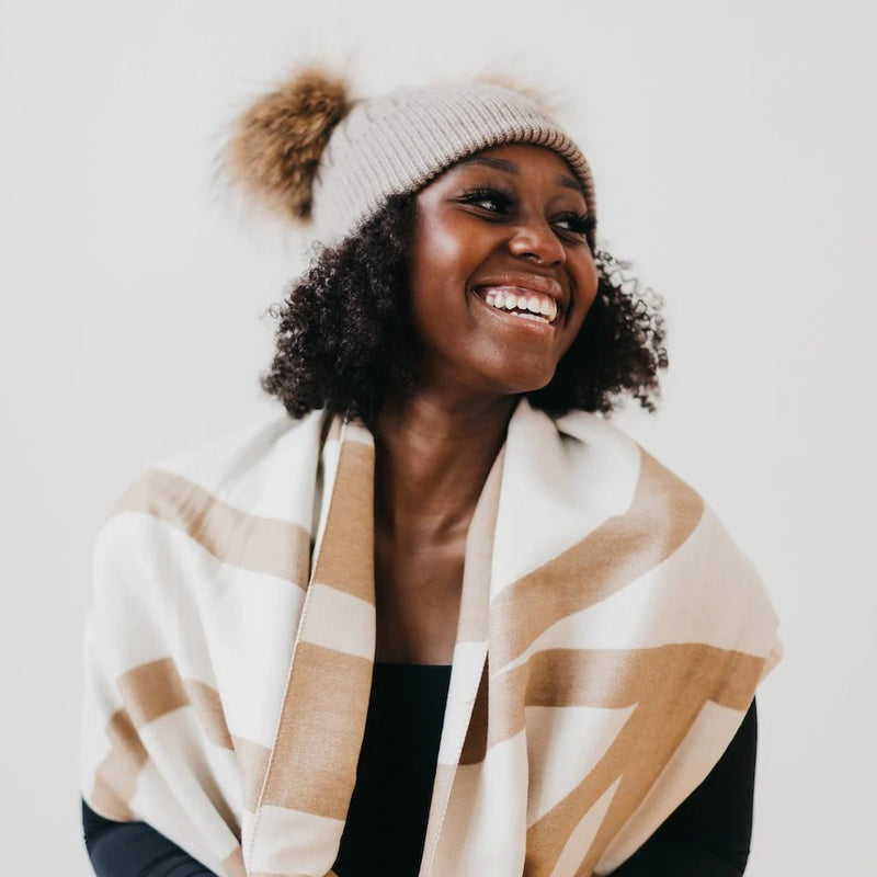 Wavy Elegance Fringe Scarf-zoom-